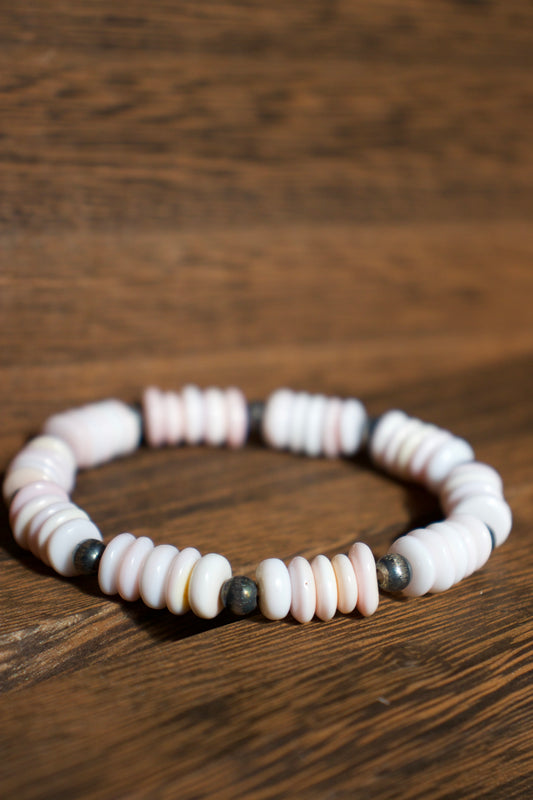 Pink Conch & Sterling Silver Pearl Stretch Bracelet